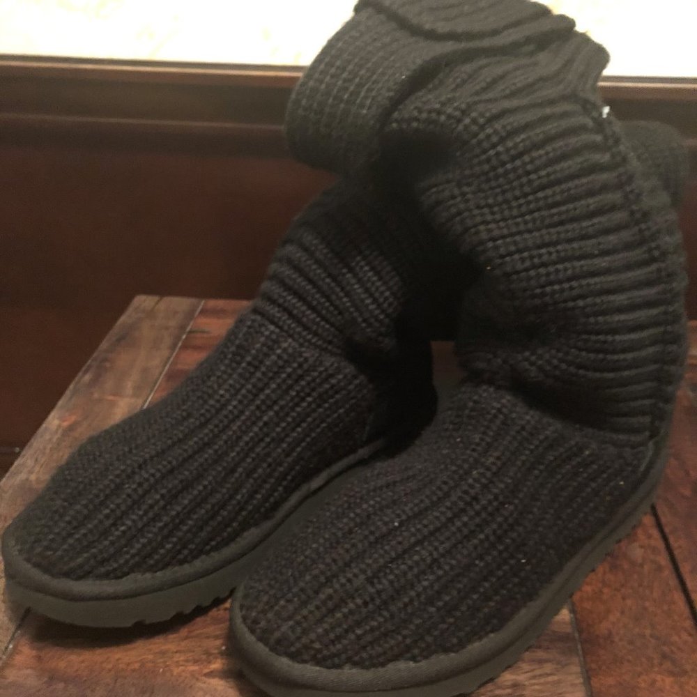 UGG®  Women's Classic Cardy Boots